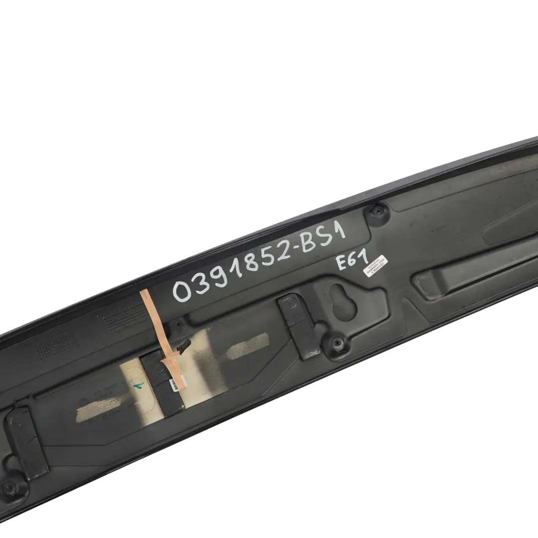 Spoiler Posteriore Portellone Black Sapphire Nero - 475 per BMW E61 Touring con numero di parte 7061467 BMW E61 Touring Spoiler Posteriore Portellone Black Sapphire Nero - 475 - SKU 0391852-BS1 - Numero di parte 7061467