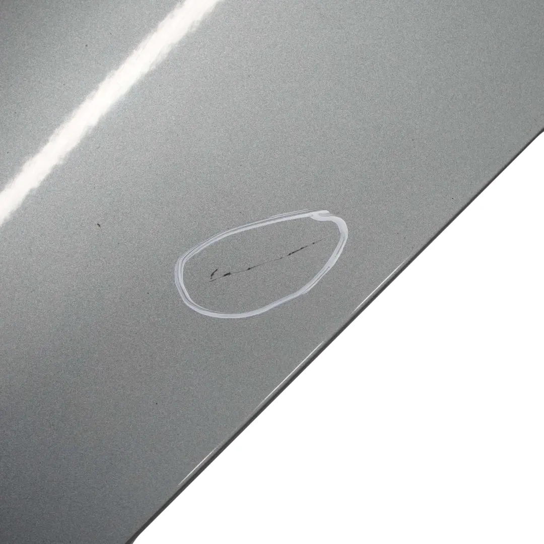 Boot Tailgate Rear Spoiler Spacegrau Grey Metallic A52 para BMW E61 Touring con número de pieza 7061467 BMW E61 Touring Boot Tailgate Rear Spoiler Spacegrau Grey Metallic A52 - SKU 0391852-SCG - Número de pieza 7061467