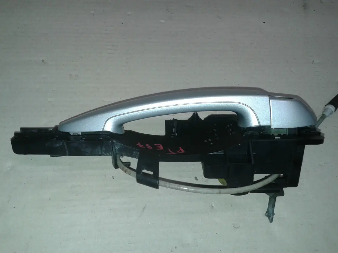 BMW 1 Series 1 E81 E82 E87 E87N E88 Complete Grab Handle Titan Silver Right O/S - SKU 0392542-TS1 - Part number 392542