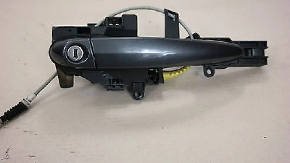 Complete Grab Handle Right Door Front O/S to BMW 1 Series E81 E82 E87 E88 with Part number 0392545 BMW 1 Series E81 E82 E87 E88 Complete Grab Handle Right Door Front O/S - SKU 0392545-SG1 - Part number 0392545