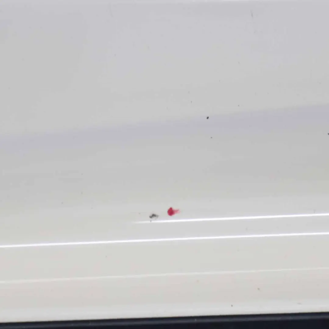 Linke Tür Schwellerleiste Zierleiste Pepper White - 850 für Mini R50 R53 JCW mit Teilenummer 0392891 Mini R50 R53 JCW Linke Tür Schwellerleiste Zierleiste Pepper White - 850 - SKU 0392891-PW1 - Teilenummer 0392891