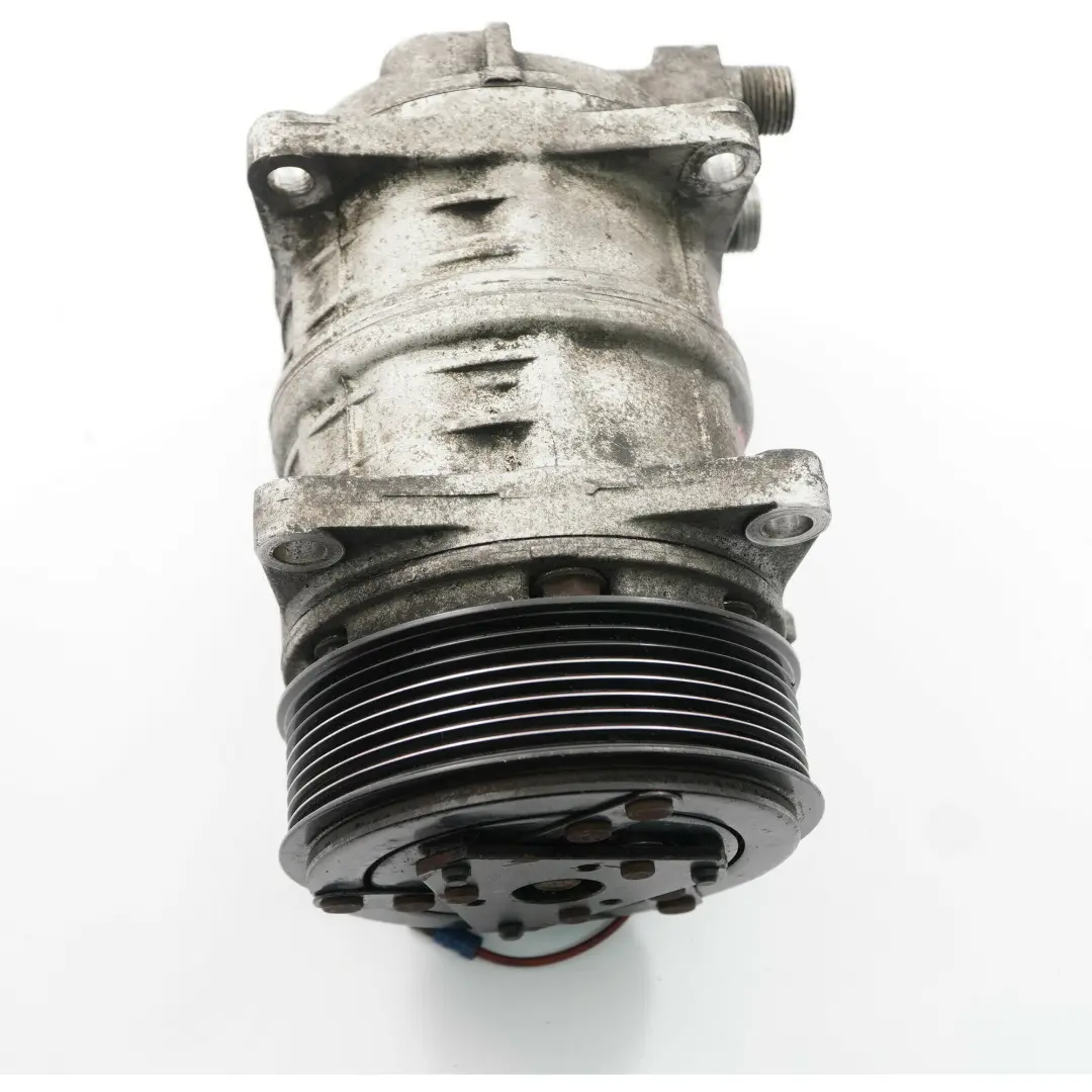 OM651 Compressore Aria Condizionata Pompa A/C per Mercedes Sprinter W906 con numero di parte 03930013 Mercedes Sprinter W906 OM651 Compressore Aria Condizionata Pompa A/C - SKU 03930013 - Numero di parte 03930013