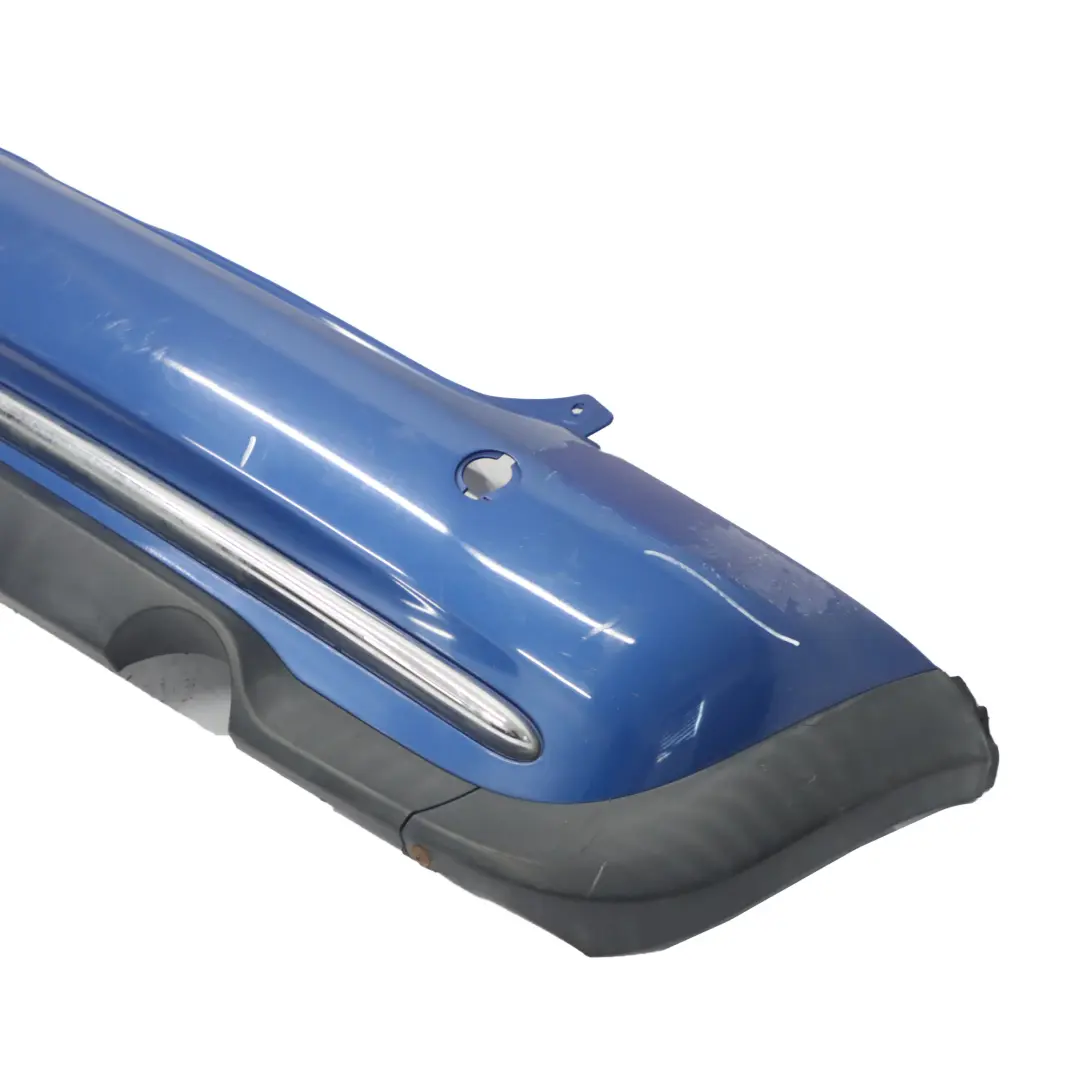 Heckstoßstange Zierleiste Abdeckung Chrom Hyper Blue Metallic - A28 für Mini R50 mit Teilenummer 0393503 Mini R50 Heckstoßstange Zierleiste Abdeckung Chrom Hyper Blue Metallic - A28 - SKU 0393503-HYB - Teilenummer 0393503