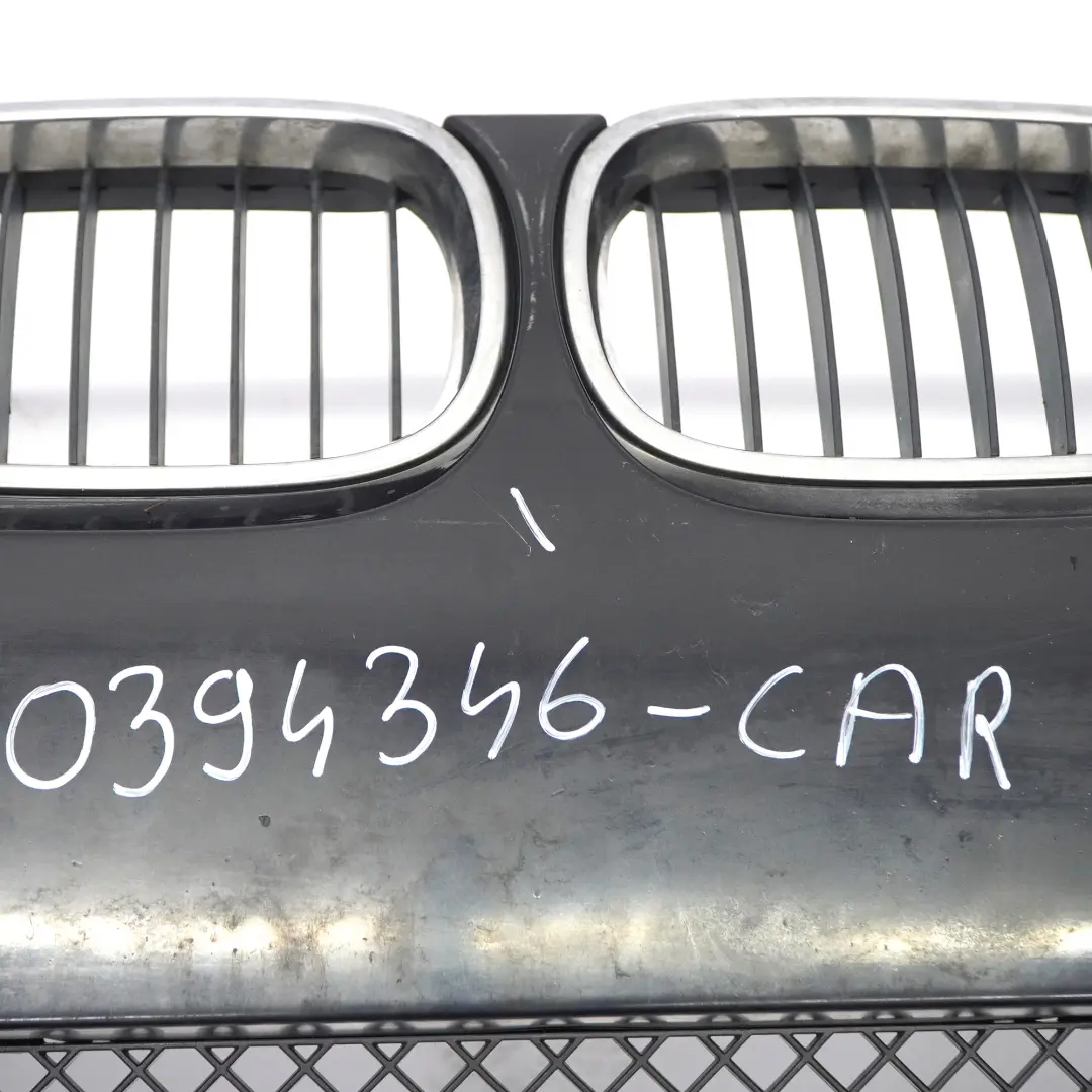 Zderzak Przedni M-Pakiet Carbonschwarz Czarny Metalik - 416 do BMW E60 o numerze 0394346 BMW E60 Zderzak Przedni M-Pakiet Carbonschwarz Czarny Metalik - 416 - SKU 0394346-CAR - Numer Części 0394346