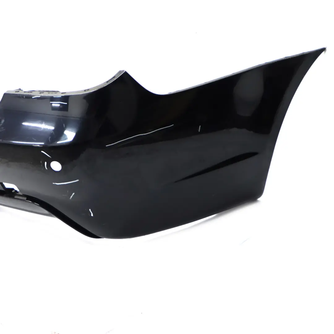 Zderzak Tylny PDC M-Pakiet Carbonschwarz Czarny Metalik - 416 do BMW E60 o numerze 0394707 BMW E60 Zderzak Tylny PDC M-Pakiet Carbonschwarz Czarny Metalik - 416 - SKU 0394707-CAR15 - Numer Części 0394707