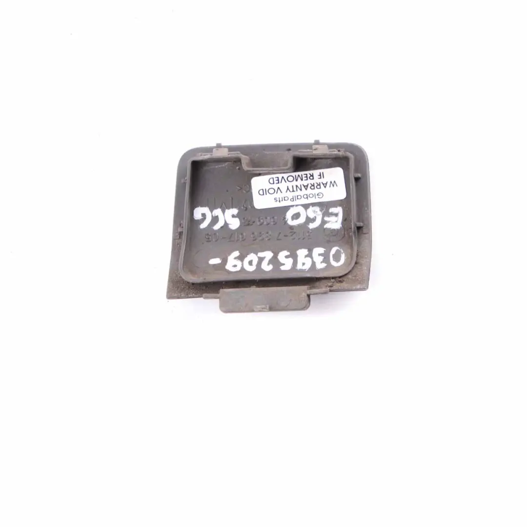 BMW E60 Flap Paraurti Posteriore Occhio Traino Space Grey Metallic - A52 7896617 - SKU 0395209-SCG - Numero di parte 0395209