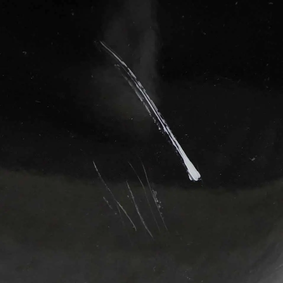 Zderzak Przedni Black Sapphire - 475 do BMW E65 E66 o numerze 0395300 BMW E65 E66 Zderzak Przedni Black Sapphire - 475 - SKU 0395300-BS - Numer Części 0395300