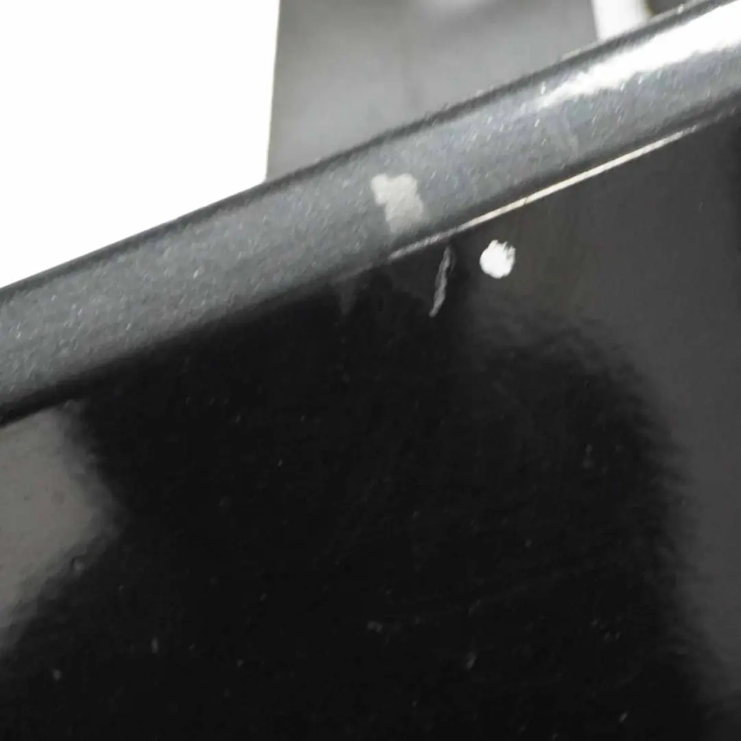 Zderzak Przedni Black Sapphire - 475 do BMW E65 E66 o numerze 0395300 BMW E65 E66 Zderzak Przedni Black Sapphire - 475 - SKU 0395300-BS - Numer Części 0395300