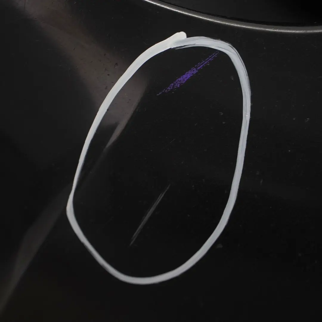 Zderzak Przedni Schwarz 2 - 668 do BMW E65 E66 o numerze 0395300 BMW E65 E66 Zderzak Przedni Schwarz 2 - 668 - SKU 0395300-SCH - Numer Części 0395300