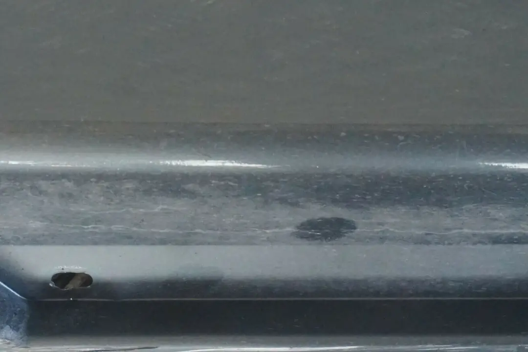 Schwellerleiste Blende Schweller Rechts Titangrau Titan Grau A36 für BMW 7 er E65 mit Teilenummer 0395482 BMW 7 er E65 Schwellerleiste Blende Schweller Rechts Titangrau Titan Grau A36 - SKU 0395482-TGR - Teilenummer 0395482