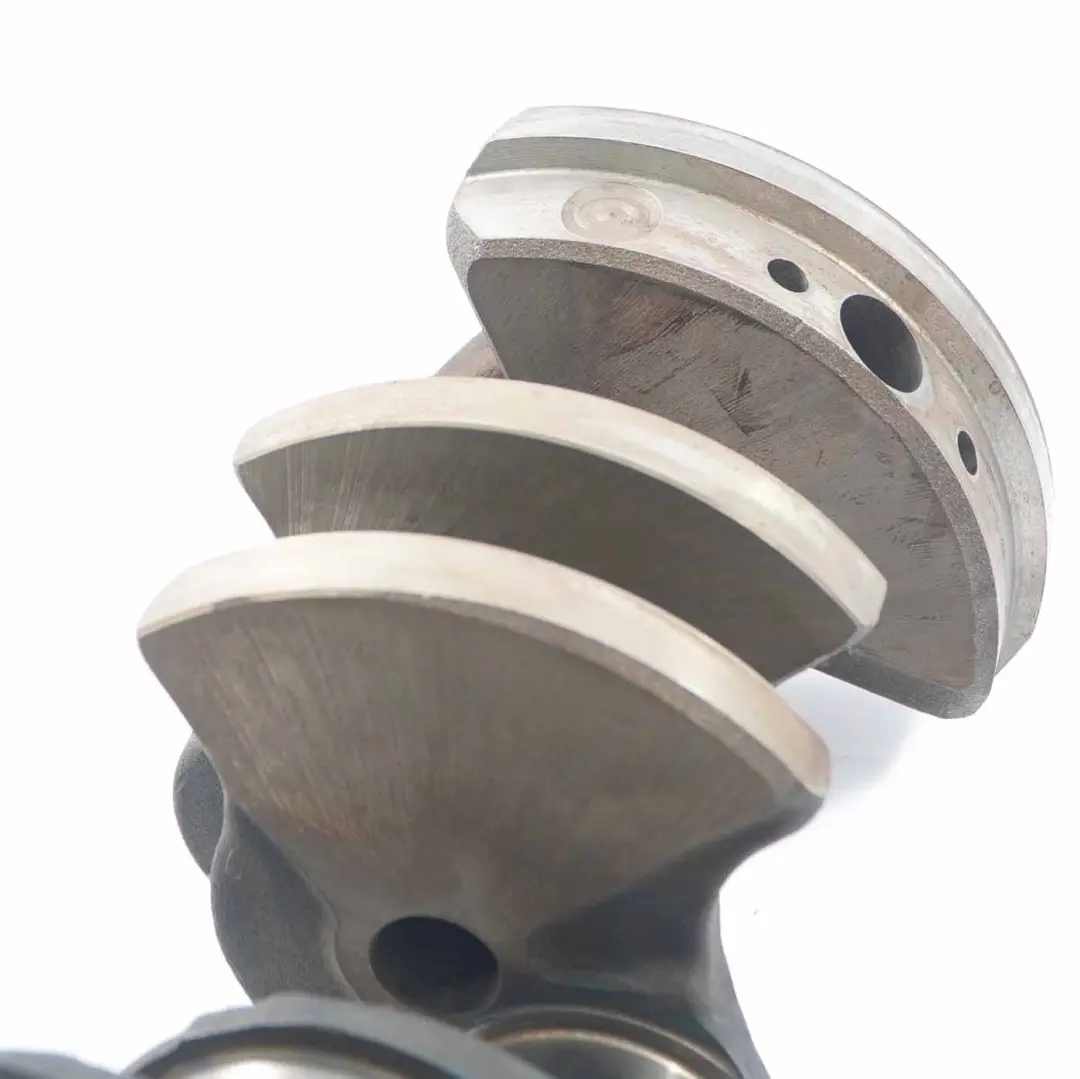 Cigüeñal BMW E60 E61 E63 X5 E70 4.8i 550i 650i N62N Cigüeñal del motor para con número de pieza 0396404 Cigüeñal BMW E60 E61 E63 X5 E70 4.8i 550i 650i N62N Cigüeñal del motor - SKU 0396404 - Número de pieza 0396404