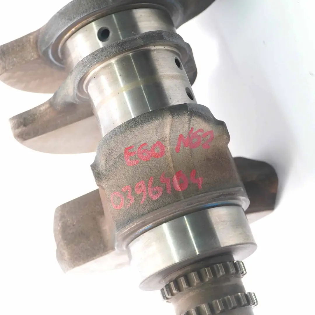 Cigüeñal BMW E60 E61 E63 X5 E70 4.8i 550i 650i N62N Cigüeñal del motor para con número de pieza 0396404 Cigüeñal BMW E60 E61 E63 X5 E70 4.8i 550i 650i N62N Cigüeñal del motor - SKU 0396404 - Número de pieza 0396404