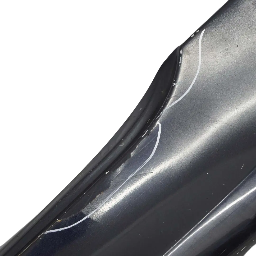Davanzale Porta Gonna Sinistra Nero Carbonio - 416 per BMW E60 E61 M5 M Sport con numero di parte 0396899 BMW E60 E61 M5 M Sport Davanzale Porta Gonna Sinistra Nero Carbonio - 416 - SKU 0396899-CAR - Numero di parte 0396899