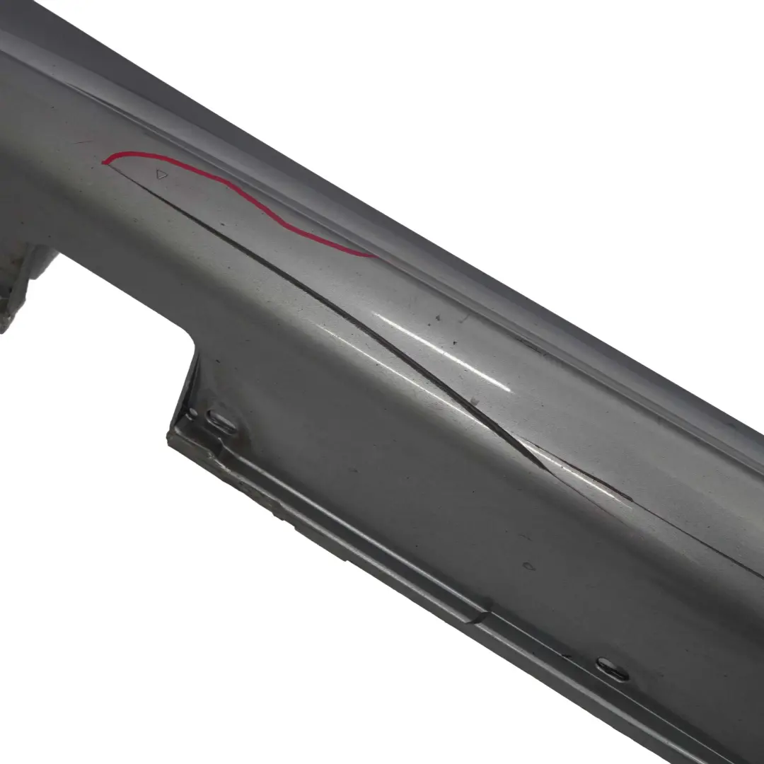 Listello Portiera Gonna Apertura SX Grigio Space - A52 per BMW E60 E61 M Sport M5 con numero di parte 0396899 BMW E60 E61 M Sport M5 Listello Portiera Gonna Apertura SX Grigio Space - A52 - SKU 0396899-SCG - Numero di parte 0396899