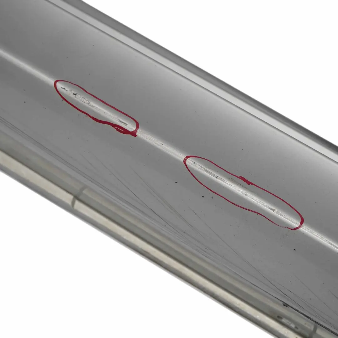 Bas de Porte Seuil Facade Gauche Titansilber - 354 pour BMW E60 E61 M5 M Sport à propos du numéro de pièce 0396899 BMW E60 E61 M5 M Sport Bas de Porte Seuil Facade Gauche Titansilber - 354 - SKU 0396899-TS3 - Numéro de pièce 0396899