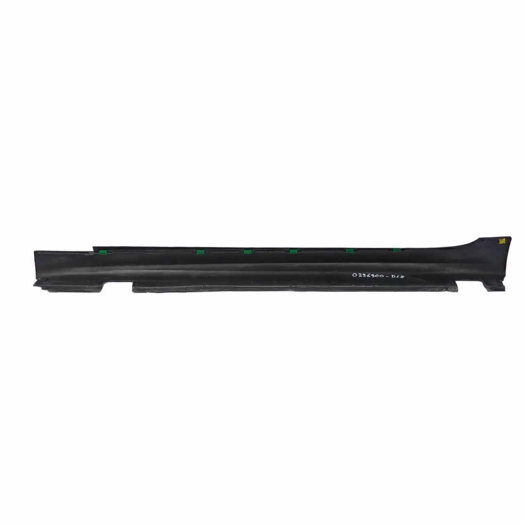Minigonna laterale M Sport M5 Copri davanzale destro Tiefseeblau - A76 per BMW E60 con numero di parte 0396900 BMW E60 Minigonna laterale M Sport M5 Copri davanzale destro Tiefseeblau - A76 - SKU 0396900-DSB - Numero di parte 0396900