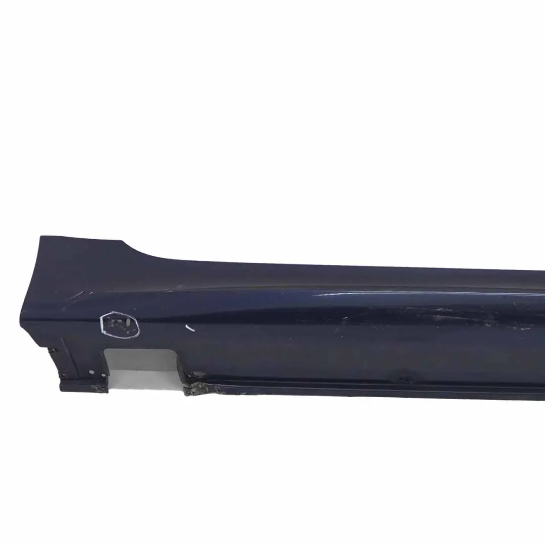 Faldón lateral M Sport M5 Tapa umbral Derecha Tiefseeblau Azul - A76 para BMW E60 con número de pieza 0396900 BMW E60 Faldón lateral M Sport M5 Tapa umbral Derecha Tiefseeblau Azul - A76 - SKU 0396900-DSB - Número de pieza 0396900