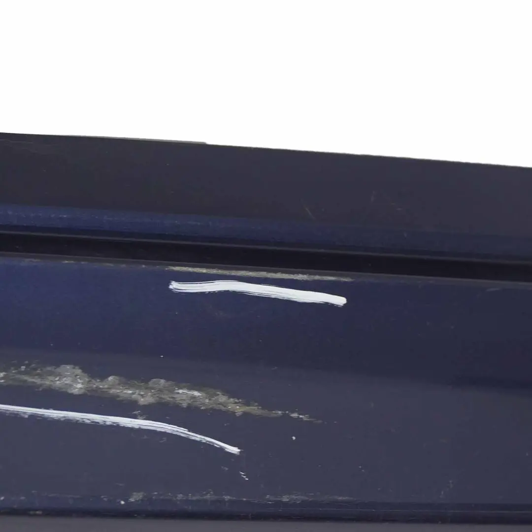Minigonna laterale M Sport M5 Copri davanzale destro Tiefseeblau - A76 per BMW E60 con numero di parte 0396900 BMW E60 Minigonna laterale M Sport M5 Copri davanzale destro Tiefseeblau - A76 - SKU 0396900-DSB - Numero di parte 0396900
