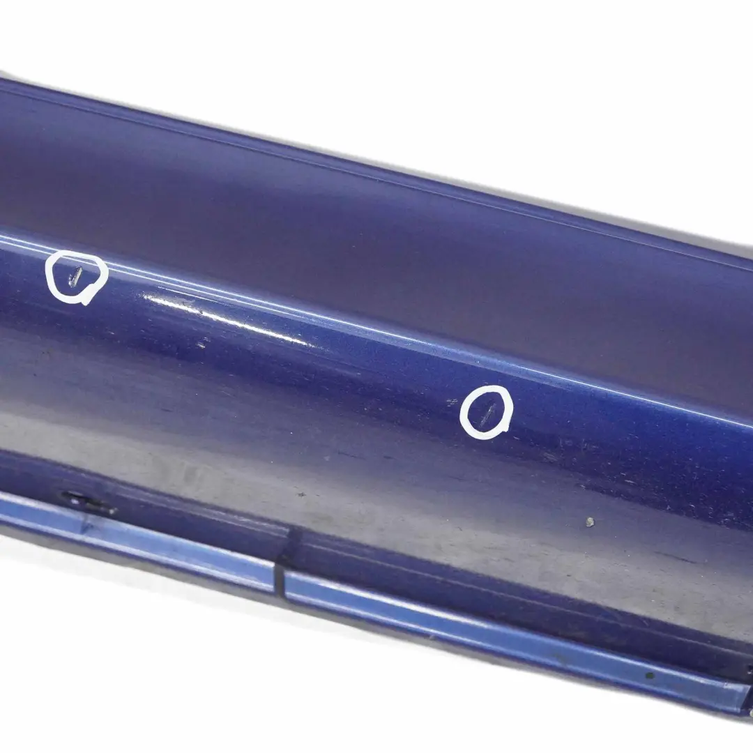 Listello Portiera Apertura Destra Le Mans Azzurro 381 per BMW E60 E61 M5 M Sport con numero di parte 0396900 BMW E60 E61 M5 M Sport Listello Portiera Apertura Destra Le Mans Azzurro 381 - SKU 0396900-LMB1 - Numero di parte 0396900