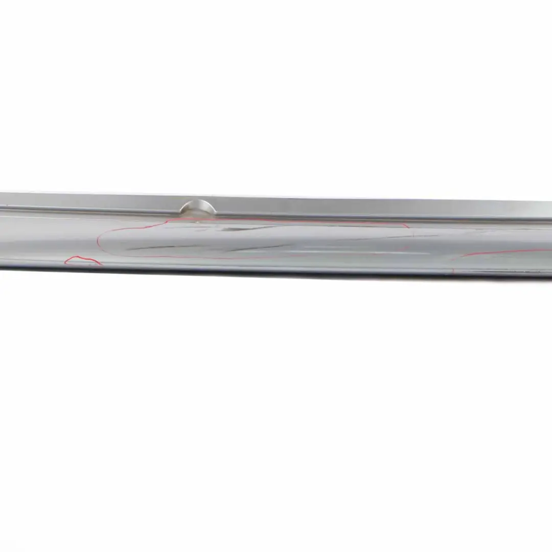 Copertura Gonna Verniciato Destra Grigio Argento per BMW E60 E61 M5 M Sport con numero di parte 396900 BMW E60 E61 M5 M Sport Copertura Gonna Verniciato Destra Grigio Argento - SKU 0396900-SBG - Numero di parte 396900