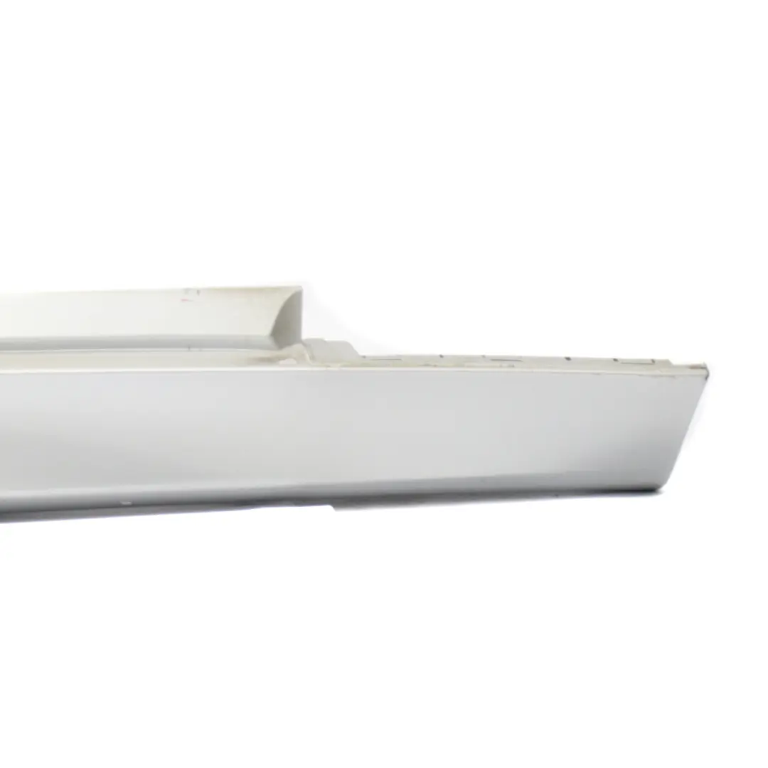 BMW E60 Faldón Lateral M Sport M5 Cubre Derecho O/S Titansilber Silber - 354 - SKU 0396900-TS1 - Número de pieza 0396900