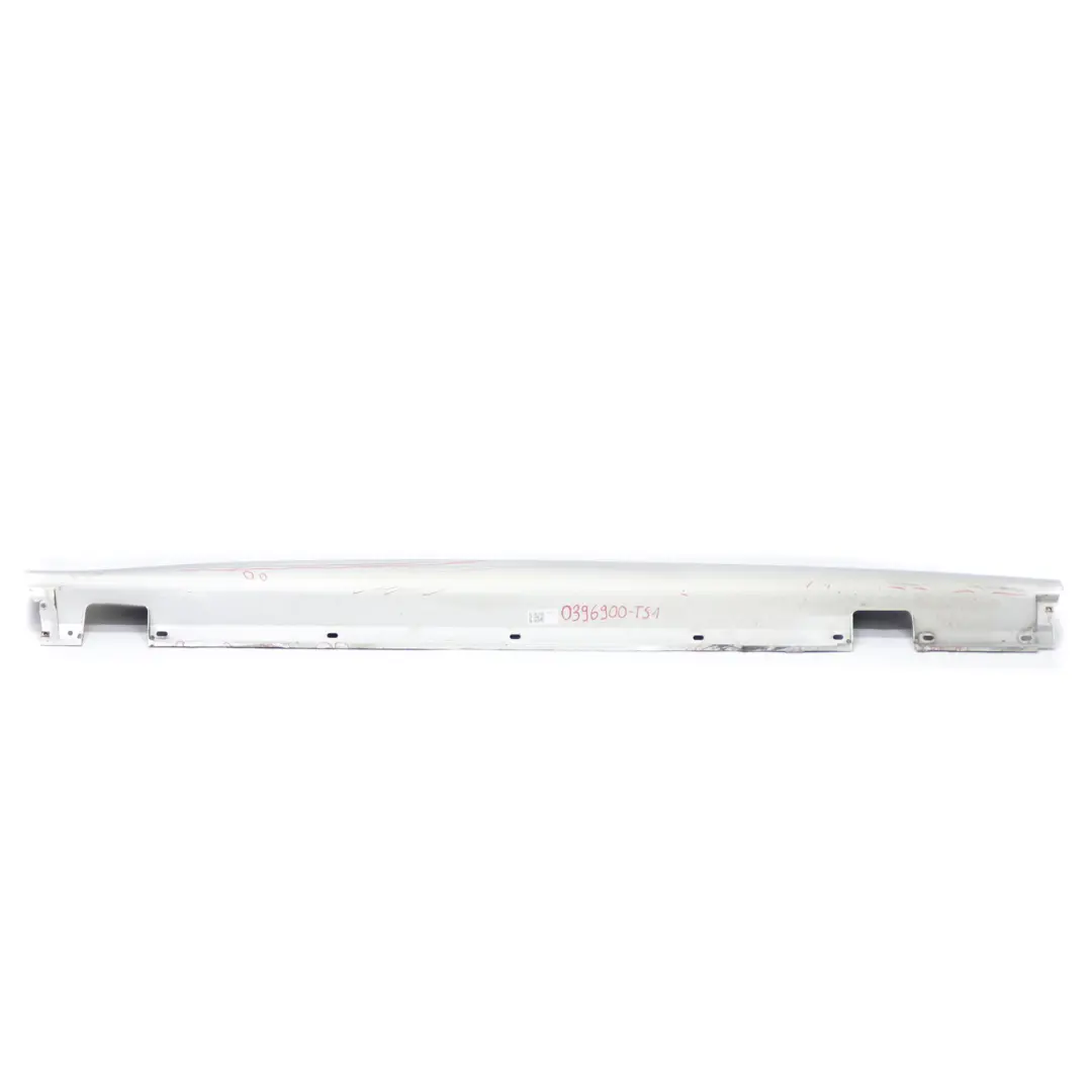 BMW E60 E61 M5 M Sport Listello Portiera Apertura Destra Argento Titanio - 354 - SKU 0396900-TS1 - Numero di parte 0396900