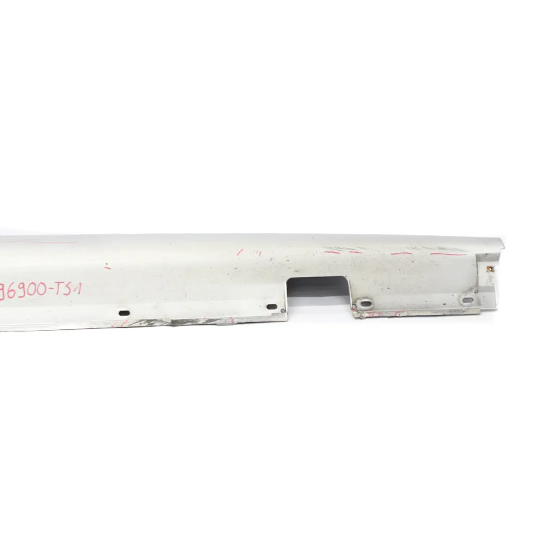 BMW E60 E61 M5 M Sport Listello Portiera Apertura Destra Argento Titanio - 354 - SKU 0396900-TS1 - Numero di parte 0396900