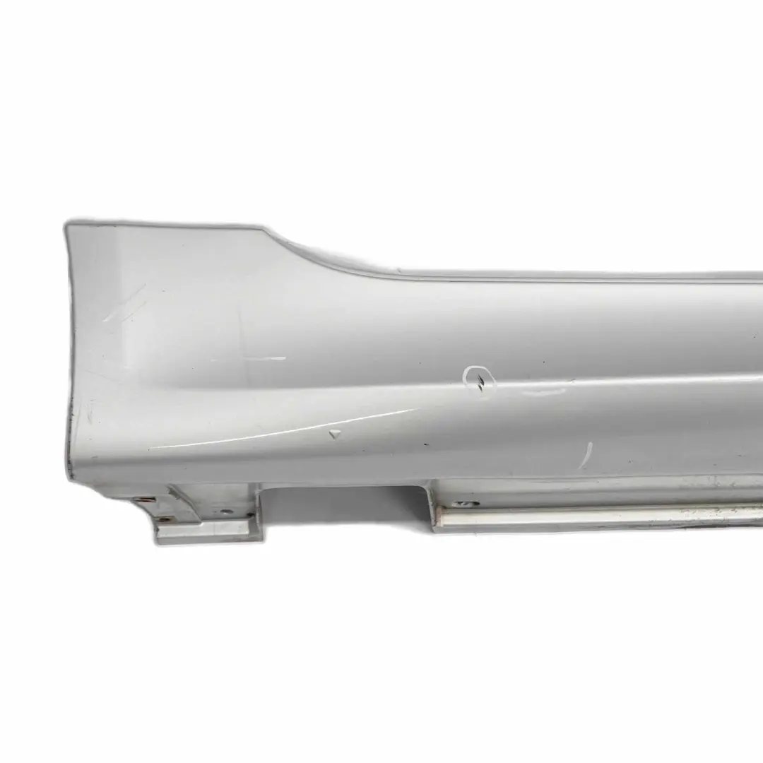 BMW E60 Faldón Lateral M Sport M5 Cubre Derecho O/S Titansilber Silber - 354 - SKU 0396900-TS3 - Número de pieza 0396900