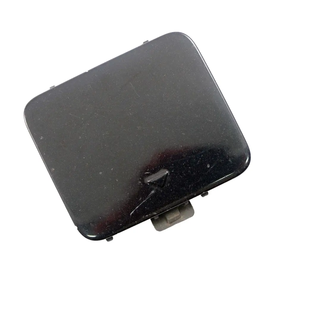 Flap Towing Eye Paraurti Anteriore Carbonschwarz Nero Carbonio per BMW E60 E61 LCI con numero di parte 0397279 BMW E60 E61 LCI Flap Towing Eye Paraurti Anteriore Carbonschwarz Nero Carbonio - SKU 0397279-CAR - Numero di parte 0397279