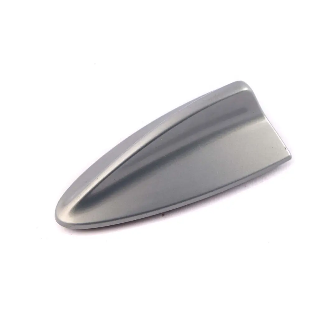 Alloggiamento Vuoto Antenna Sul Tetto Arktis Arctic Metallic per BMW E82 E90 E92 LCI con numero di parte 0397539 BMW E82 E90 E92 LCI Alloggiamento Vuoto Antenna Sul Tetto Arktis Arctic Metallic - SKU 0397539-AM - Numero di parte 0397539