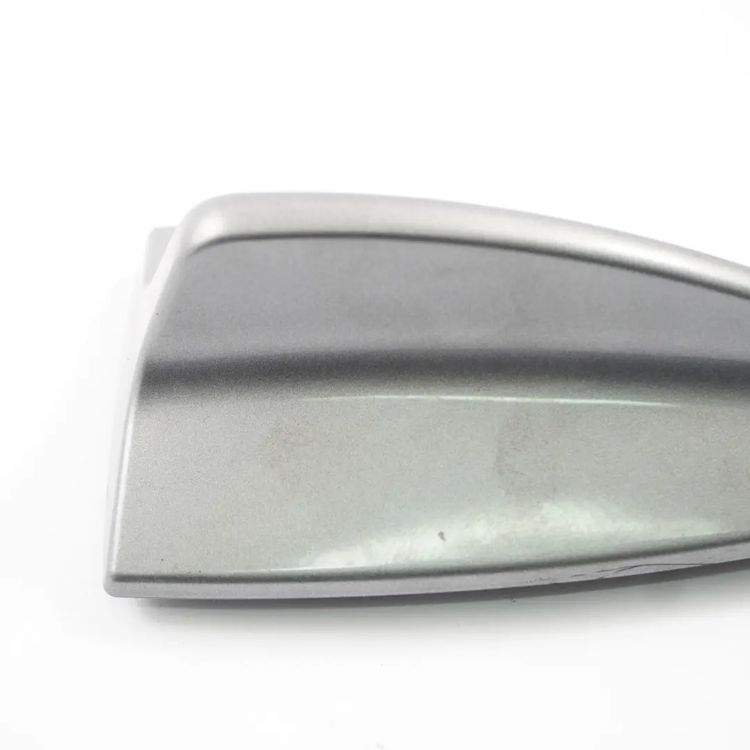 Custodia vuota Copri Antenna da tetto Grigio Spazio Metallizzato A52 per BMW E90 E92 con numero di parte 0397539 BMW E90 E92 Custodia vuota Copri Antenna da tetto Grigio Spazio Metallizzato A52 - SKU 0397539-SCG2 - Numero di parte 0397539