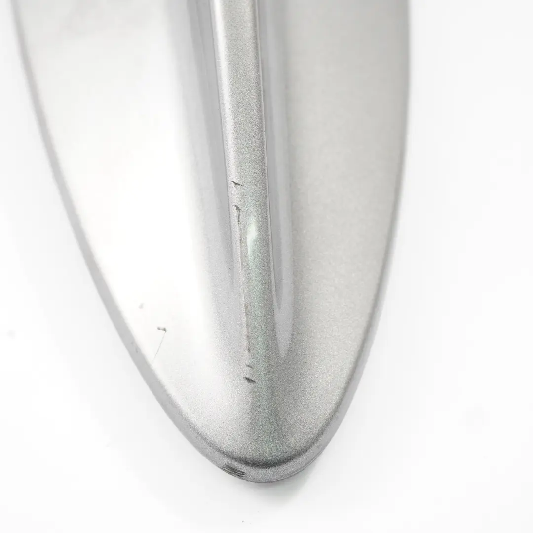 Leergehäuse Dach antennen abdeckung Space Grau Metallic - A52 für BMW E90 E92 mit Teilenummer 0397539 BMW E90 E92 Leergehäuse Dach antennen abdeckung Space Grau Metallic - A52 - SKU 0397539-SCG2 - Teilenummer 0397539