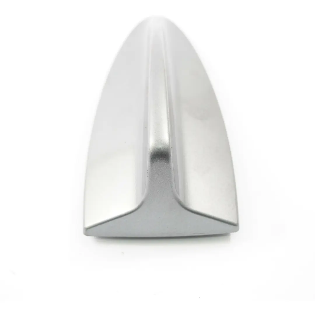 Carcasa Vacía Cubierta Antena Techo Gris Espacial Metalizado - A52 para BMW E90 E92 con número de pieza 0397539 BMW E90 E92 Carcasa Vacía Cubierta Antena Techo Gris Espacial Metalizado - A52 - SKU 0397539-SCG2 - Número de pieza 0397539