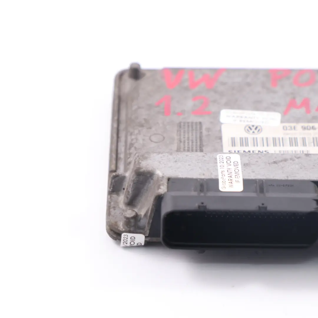 VW Polo Petrol Engine Control ECU Manual Siemens 5WP1630440 - SKU 03E906033 - Part number 03E906033