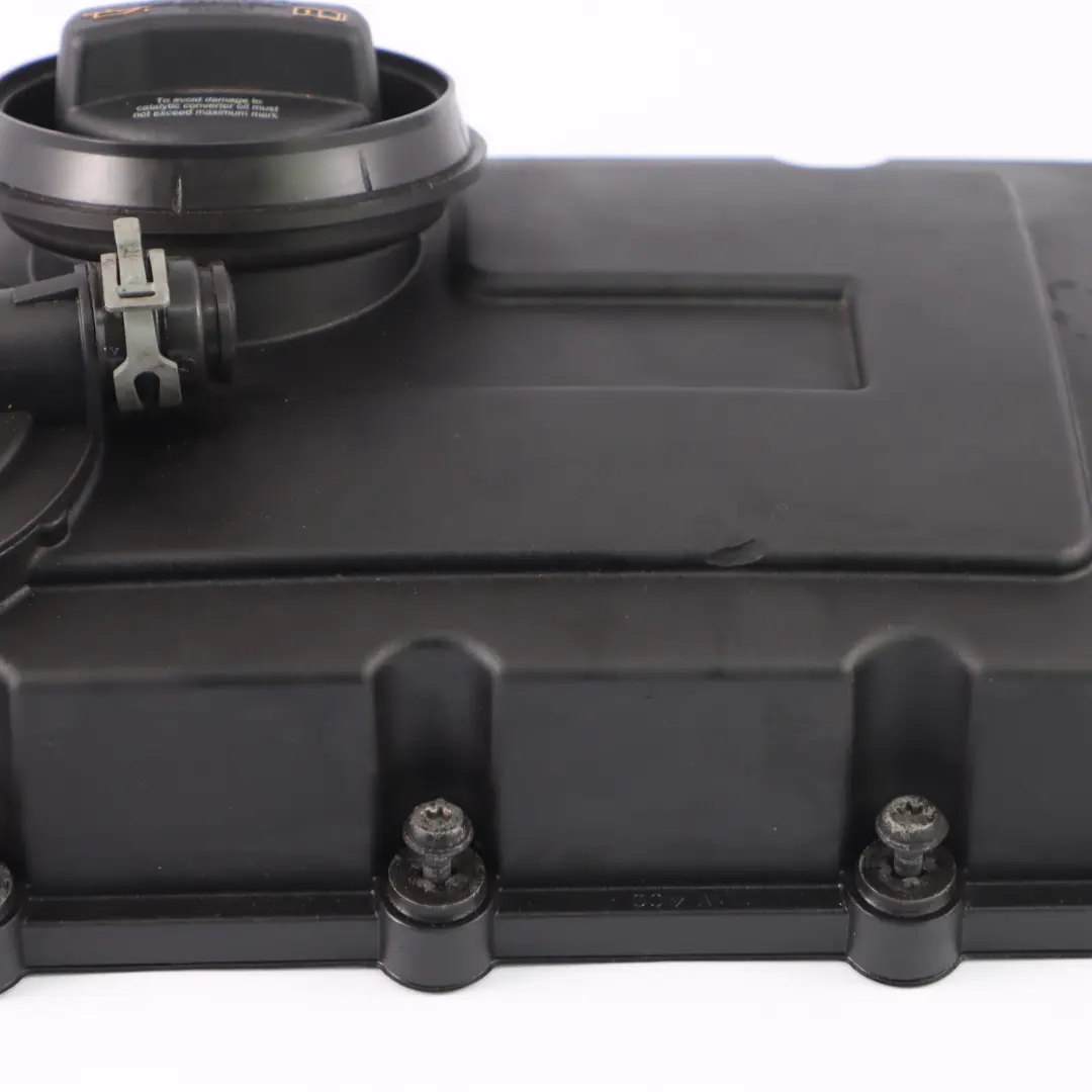 Zylinderkopf-Ventildeckel für Volkswagen Golf 5 Audi A3 8P Seat Skoda Tdi mit Teilenummer 03G103475 Volkswagen Golf 5 Audi A3 8P Seat Skoda Tdi Zylinderkopf-Ventildeckel - SKU 03G103475 - Teilenummer 03G103475