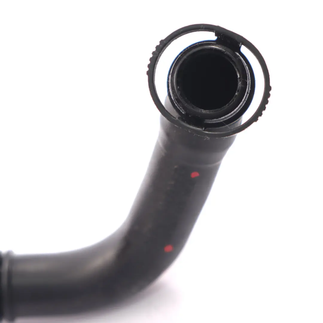 Tuyau d'évent Tuyau de reniflard du carter moteur pour Audi A4 B7 2.0 TDI à propos du numéro de pièce 03G103493Q Audi A4 B7 2.0 TDI Tuyau d'évent Tuyau de reniflard du carter moteur - SKU 03G103493Q - Numéro de pièce 03G103493Q