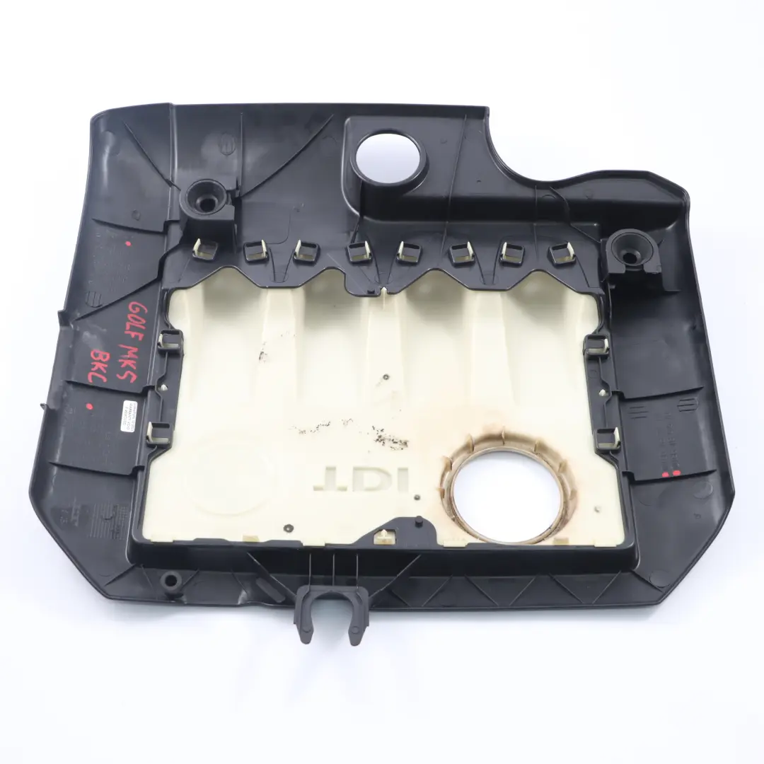 VW Golf MK 5 Passat B6 1.9 TDI Diesel Aislamiento Tapa Motor - SKU 03G103925AA - Número de pieza 03G103925AA