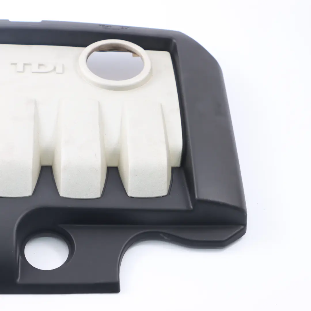 MK5 Passat B6 1.9TDI Isolation du couvercle du moteur diesel pour VW Golf à propos du numéro de pièce 03G103925AA VW Golf MK5 Passat B6 1.9TDI Isolation du couvercle du moteur diesel - SKU 03G103925AA - Numéro de pièce 03G103925AA