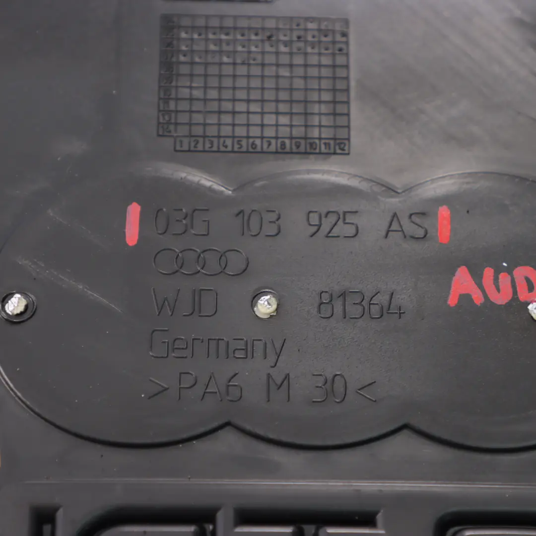 Audi A4 B7 2.0 TDI Diesel Coperchio Motore Isolamento Nero Top Cover - SKU 03G103925AS - Numero di parte 03G103925AS
