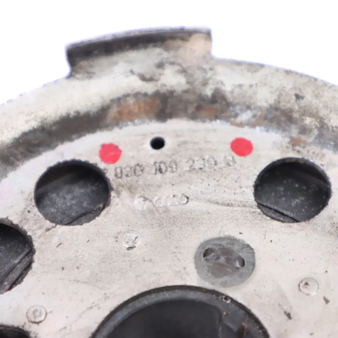 MK5 Audi A3 8P Tdi Diesel Albero a camme Hub Puleggia per Volkswagen Golf con numero di parte 03G109239B Volkswagen Golf MK5 Audi A3 8P Tdi Diesel Albero a camme Hub Puleggia - SKU 03G109239B - Numero di parte 03G109239B