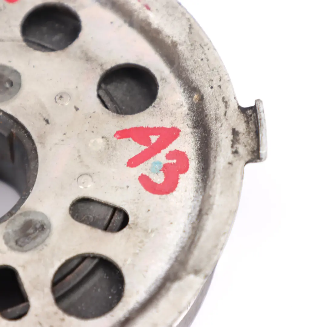 MK5 Audi A3 8P Tdi Diesel Albero a camme Hub Puleggia per Volkswagen Golf con numero di parte 03G109239B Volkswagen Golf MK5 Audi A3 8P Tdi Diesel Albero a camme Hub Puleggia - SKU 03G109239B - Numero di parte 03G109239B