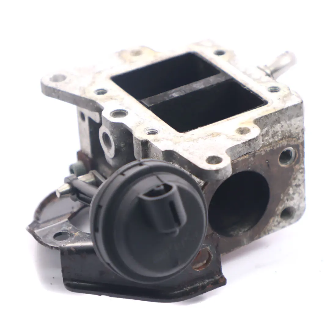 VW Golf 5 1.9 TDI Valvola EGR By-Pass Flap Raffreddatore collegamento - SKU 03G131063B - Numero di parte 03G131063B