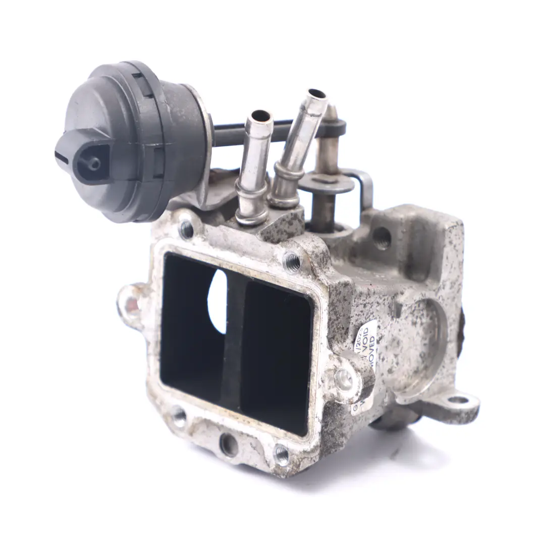 valvola raffreddamento per VW Volkswagen Golf 5 Passat B6 1.9 2.0 TDI EGR con numero di parte 03G131063F VW Volkswagen Golf 5 Passat B6 1.9 2.0 TDI EGR valvola raffreddamento - SKU 03G131063F - Numero di parte 03G131063F