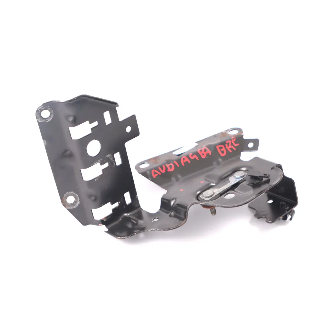 Audi A4 B7 2.0 TDI BRE Support montage de la soupape dépression EGR - SKU 03G131133C - Numéro de pièce 03G131133C