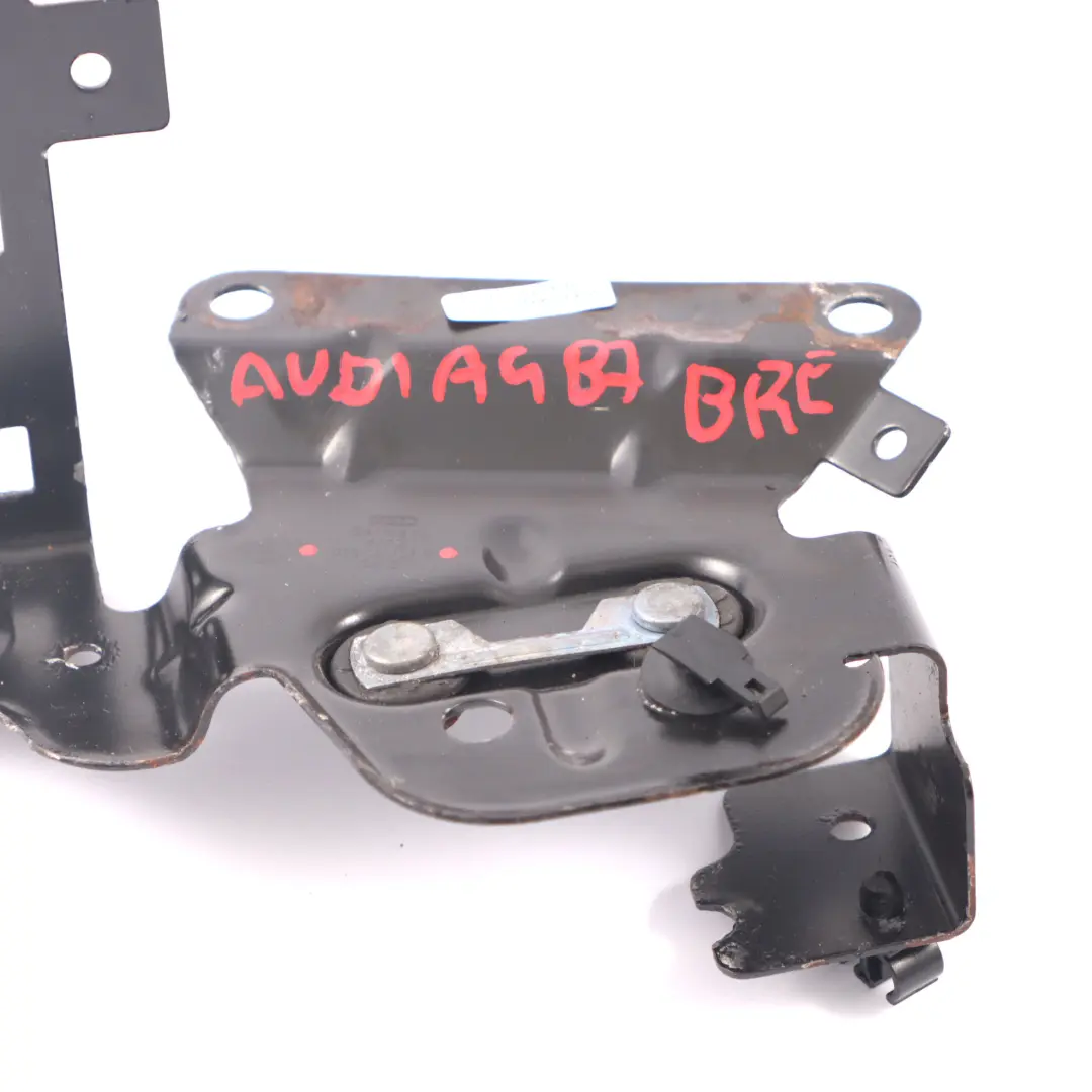 BRE staffa supporto valvola vuoto EGR per Audi A4 B7 2.0 TDI con numero di parte 03G131133C Audi A4 B7 2.0 TDI BRE staffa supporto valvola vuoto EGR - SKU 03G131133C - Numero di parte 03G131133C