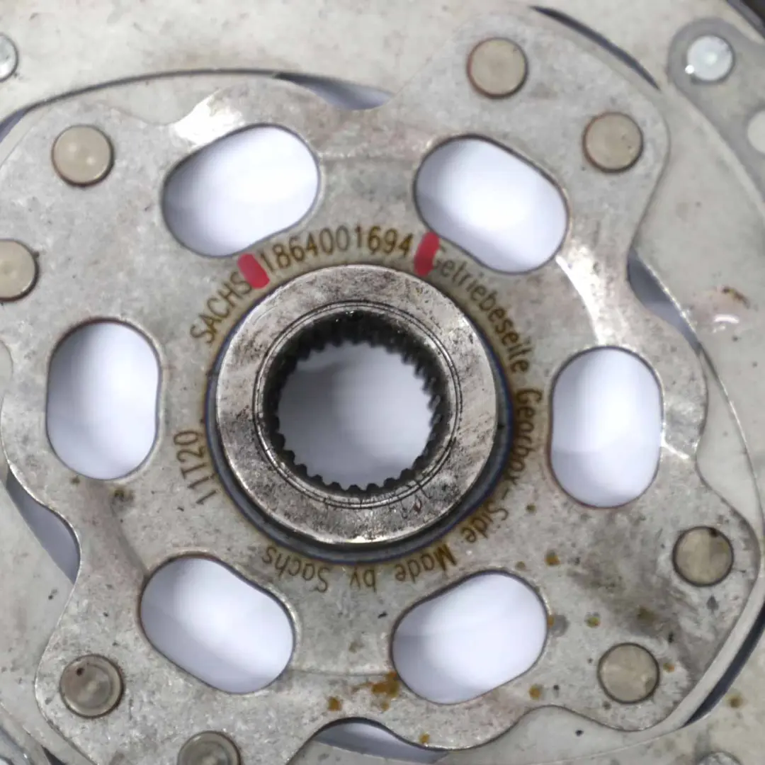 VW Volkswagen Golf 6 1.6 TDI Kit de embrague de doble volante bimasa 1864001694 - SKU 03G141016A - Número de pieza 03G141016A