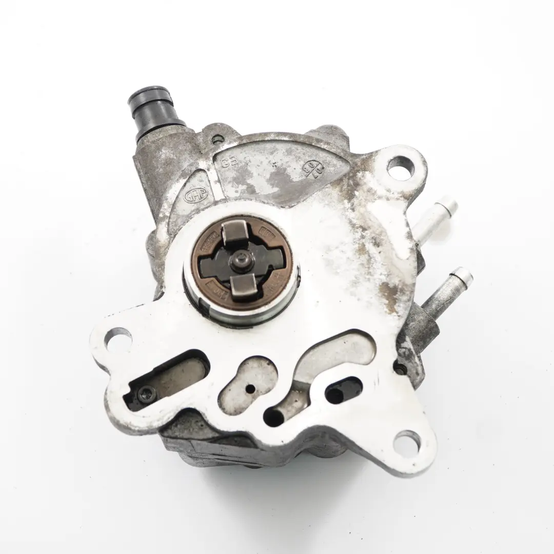 VW Volkswagen Touran 1T 2.0 TDI BKD Diesel Engine Vacuum Pump - SKU 03G145209D - Part number 03G145209D