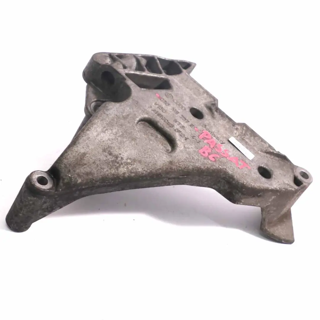 Motorhalterung Rechts für VW Golf V Passat B6 2.0 TDI Diesel mit Teilenummer 03G199207E VW Golf V Passat B6 2.0 TDI Diesel Motorhalterung Rechts - SKU 03G199207E - Teilenummer 03G199207E