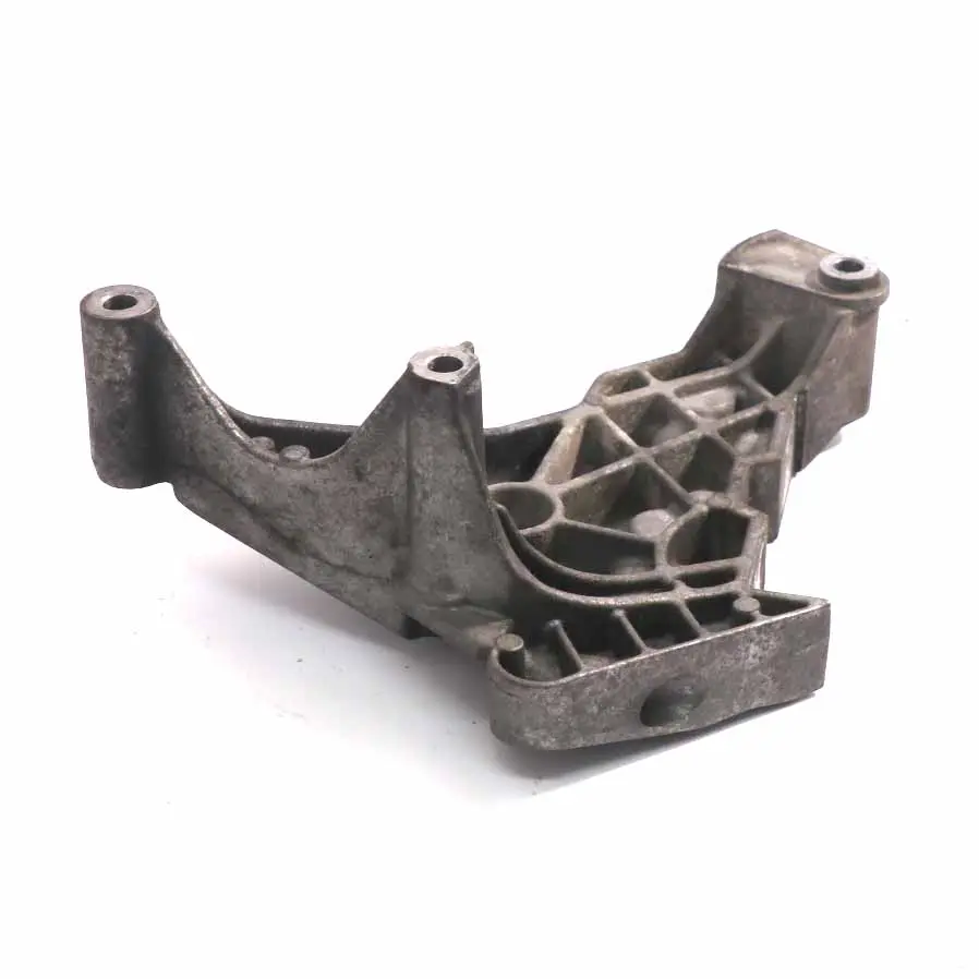 Mount Bracket Right O/S to VW Golf V Passat B6 2.0 TDI Diesel Engine with Part number 03G199207E VW Golf V Passat B6 2.0 TDI Diesel Engine Mount Bracket Right O/S - SKU 03G199207E - Part number 03G199207E
