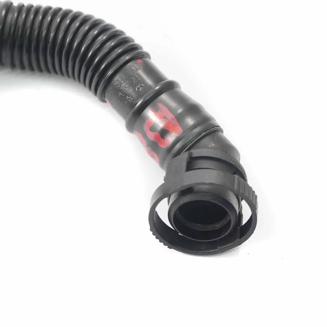 Tubo ventilación Manguera respiradero cárter para Audi A3 8P 2.0 TDI Diesel con número de pieza 03L103493 Audi A3 8P 2.0 TDI Diesel Tubo ventilación Manguera respiradero cárter - SKU 03L103493 - Número de pieza 03L103493